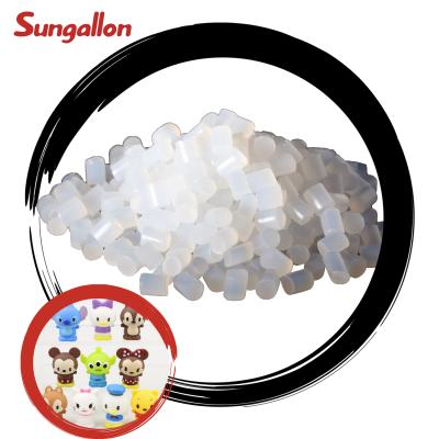 China Sungallon Paintable TPR Raw Material TPE Elastomer Material for Toy Figurines Eco-Friendly for sale