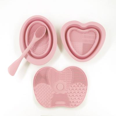 China Foldable Heart Shape Makeup Brush Wash Bowls Soft Silicone Brush Cleaning Bowls for sale