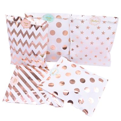 Cina Hot Sale 18cm Gift Paper Pouch Rose Gold Paper Food Safe Birthday Wedding Party Favors Gift Bags in vendita