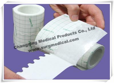 China Sports Zinc Oxide Medical Surgical Tape Cotton Easy Tear Low irritation for sale