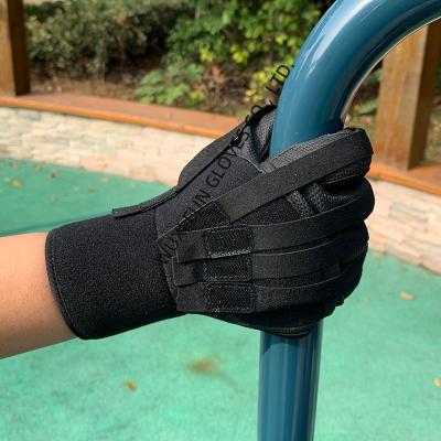 China Stretch Finger Training Rehabilitate Orthotics Gloves Functional Grip Gloves Prevents Stiffness Gloves for sale