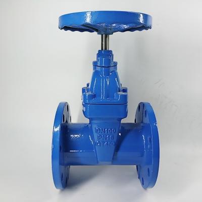 China Customizable Ggg50 Pn16 Sluice Flanged Resilient Seat Gate Valve  Handwheel Operated for sale