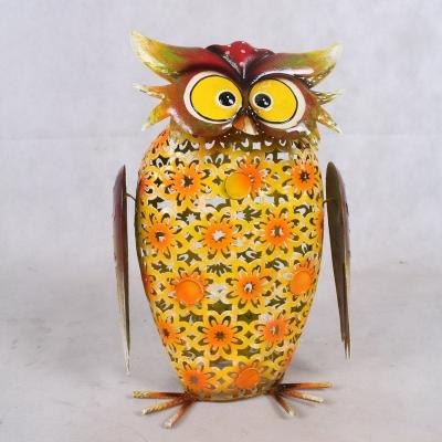 China Eco-friendly Iron Hand Painted Owl With Solar Light Metal Owl Ornament Garden Owl for sale