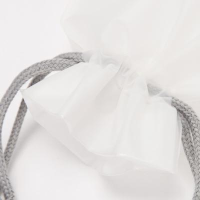 China Microwaveable PVC Custom Plastic Clear Vinyl Drawstring Sheer Makeup Pouch Bag For Toiletry for sale