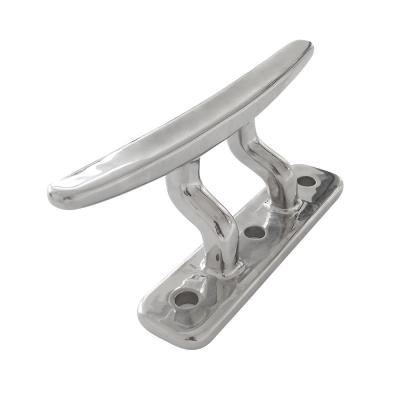 Cina 316 Stainless Steel Boat Cleats Hardware marino OEM Boat Cleat Yacht Accessori in vendita