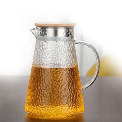 China Glass Fruit Juice Carafe Iced Tea Pitcher 1400ml Viable Bamboo Lid High Borosilicate Hot and Cold Water Bottle Kettle Glass Jug for sale