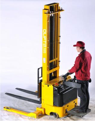 China Hotels 2021 High Quantity Capacity 1500kgs Electric Stacker With CE And SGS Certificate for sale