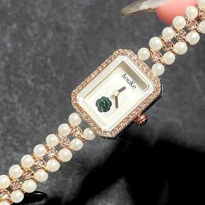 China Wholesale Auto Date Ladies Fashion Vintage Elegant Minimalist Dial Slim Stone Quartz Wristwatch For Women for sale