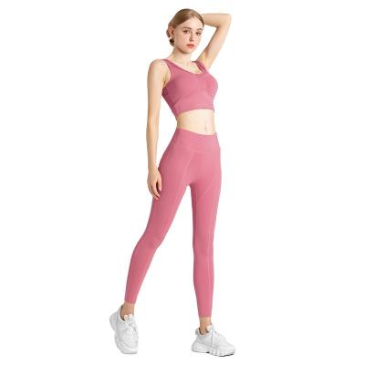 China Breathable hot sale high quality yoga bra yoga pants yoga set women streetwear and workout for sale