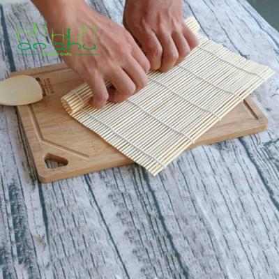 China Sustainable bamboo sushi mat origiri rice roller rolling maker for sale