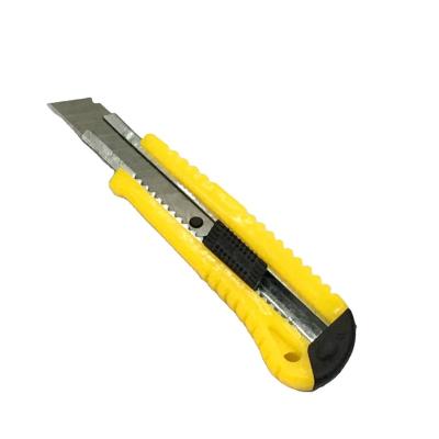 China Steel Plastic Professional Automatic Retractable Multi Blade Knife Break-out Cutting Knife Utility Cutter for sale