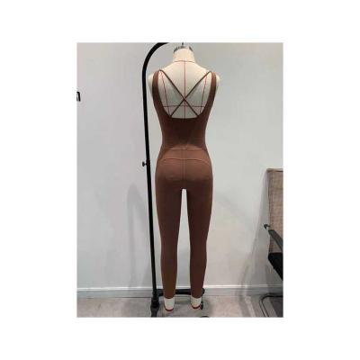 China Latest Design Top Quality Nylon Hip Lift Sustainable Sports Yoga Suit One Piece Jumpsuit for sale