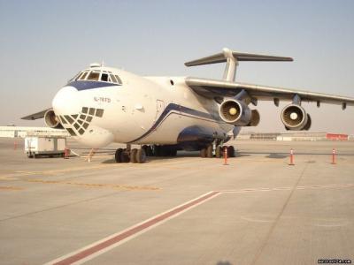 Cina IL-76TD Aeromobili Armi di seconda mano Aeromobili di trasporto Armi usate di grande capacità in vendita