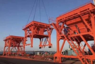 China Hydraulic Self Dumping Crane Hopper High Efficiency For Loading And Unloading for sale