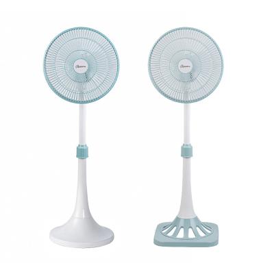 China Quiet Portable Camping Adjustable Folding Folding Stand Fan Rechargeable Electric Fan Long Length for sale