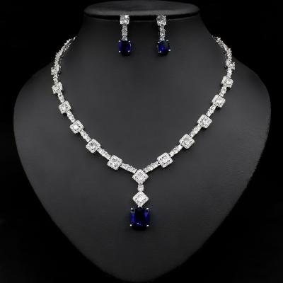 China CLASSIC Europe And USA Retro Bridal Necklace Earring Set Wedding Zircon Jewelry Set For Women Bling Wedding Necklace Set for sale