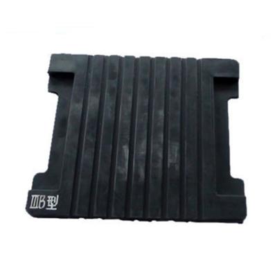 China Station Platforms Durable Anti - Vibrating Railway Rubber Pads Fixing On Card Slot for sale