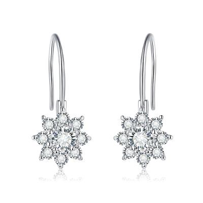 China Hot Sale CLASSIC Round Brilliant Cut Flower Moissanite 925 Sterling Silver Stud Earrings 5mm Shape Diamond Earring for sale