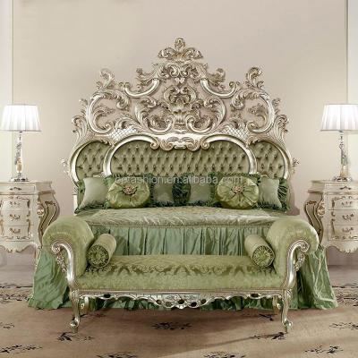 China OE-FASHION Custom Made Luxury Eco-Friendly King Size Wood Carved Bed With Headboard For Home Furniture for sale