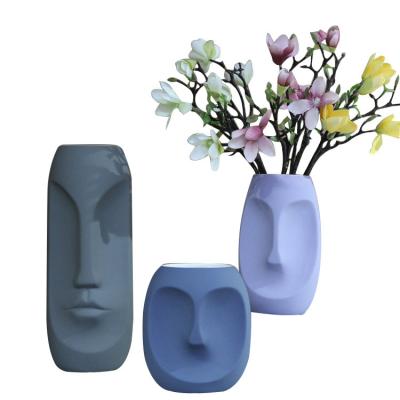 China Morden quality decorative crafts in Morandi of luxury creative ceramic vase table decoration for sale