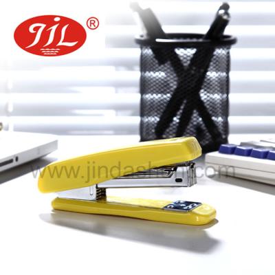 China Hot Sale Factory Wholesale Price Plastic Stapler Light Practical Stapler For Sale Standard Stapler Manual Plastic Normal 122*50*35mm 20 for sale