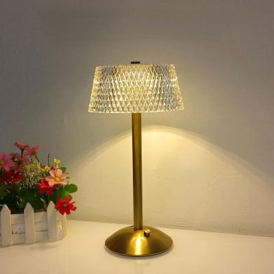 China EUROPEAN 3 color dimming acrylic restaurant hotel rechargeable modern 5W iron bar nordic led table lamp for sale