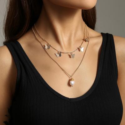 China Natural European and American freshwater pearl necklace femininity clavicle chain gold butterfly necklace for sale