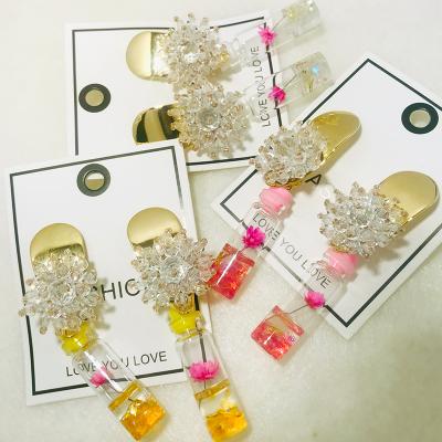 China Personality Fashion Style Flower Color Long Bottle Earrings Beaded Earrings for sale