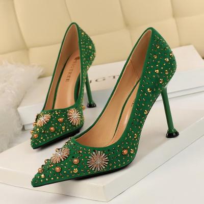 China Wholesale Fashion Trend DLS098 Women Fashion Retro Suede Female Shallow Mouth Rhinestone Metal Decorative High Heels Shoes for sale