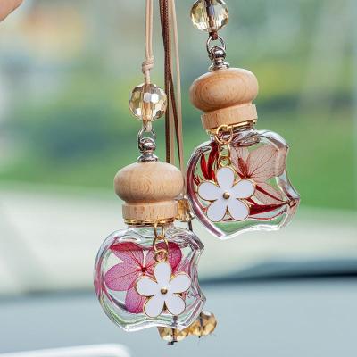 China About Two Months Wholesale Custom Car Perfume Pendants No Fire Aromatreatment Oil Car Perfume Hanging Ornaments for sale