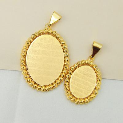 China Latest Design Dubai CLASSIC Women's Geometric Oval Shape Coin Pendants 18k Gold Plated Jewelry for sale