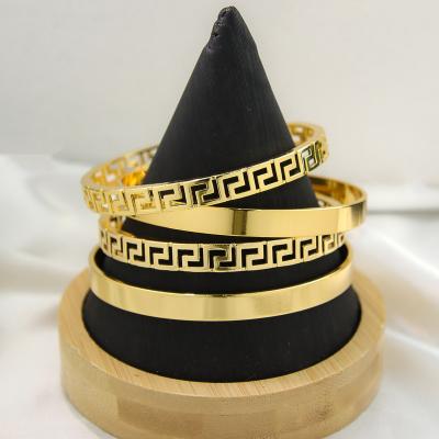 China CLASSIC Hot Sale Girl Jewelry Bracelet Sets Arab Muslim Bracelet Great Wall Pattern Gold Bangle Up-to-Date Bangles for sale