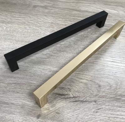 China LONG HANDLE D1099 Industrial Kitchen Hardware Cabinet Brass Gold And Black Handle for sale