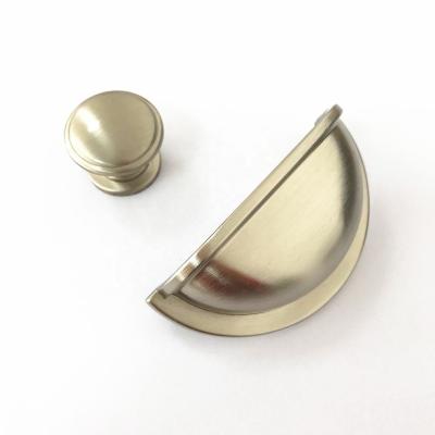 China Modern Dresser Drawer Cabinet Furniture Accessories Good Quality Zinc Alloy Shell Cup Pull Handle And Knob for sale