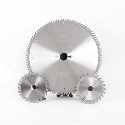 China Cutting Effect Saw Blade Cutting Disc Tungsten Carbide Wood Tip Saw Blade Cutter For MDF Melamine Board for sale