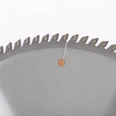 China Top grade melamine wholesale pcd diamond saw blade for wood cutting, pcd saw blade wood for sale