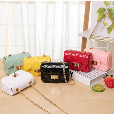 China Korean New Jelly Candy Shoulder Bag 2021 PVC Women Shoulder Bags Ladies Cute Chain Small Purses Handbags for sale