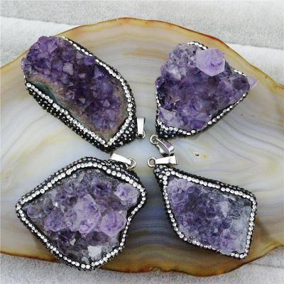 China Wholesale CH-ZAP0354 CLASSIC Rock Stone Amethyst Jewelry Pendant, Fashion Rhinestone Amethyst Pendant Charm, Natural Stone Pendant for sale