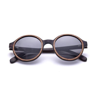 China 2022 Designer Brand News Eco-friendly Vintage UV400 Fashionable Women Stereoscopic Polarized Bamboo Wood Sunlgasses Men for sale