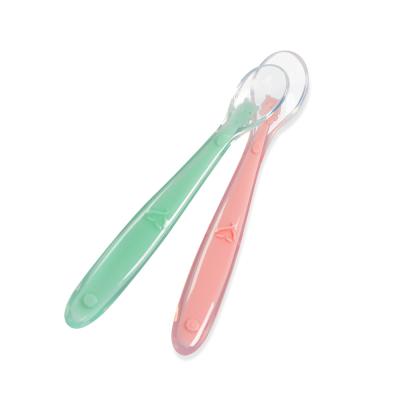 China BPA Free Drop Shipping Soft Silicone Liquid Baby Double Feeding Training Spoon Sets PP Box Baby Spoon Packing Set for sale