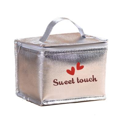 China Waterproof Non Woven Lunch Bag Cooler Insulated Silver Cake Pizza Sandwich Cooler Bag Disposable Ice Cooler Bag for sale