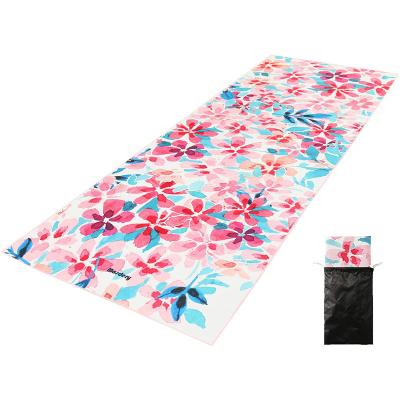 China Compressed Microfiber Gym Yoga Towel Yoga Mat Towel for sale