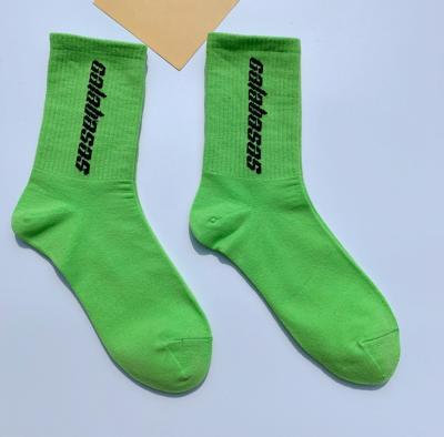 China Unisex Anti-Fault Hip Hop Letter Ankle Socks Socks Custom Design Socks for sale