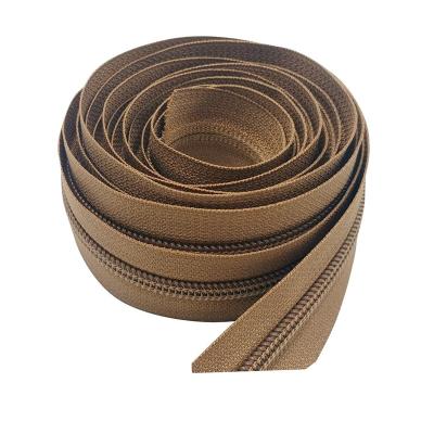 China Endless Nylon Zipper in Roll with Selvage or Fabric Tape for Tailoring Accessories Continuous Nylon Zipper for sale