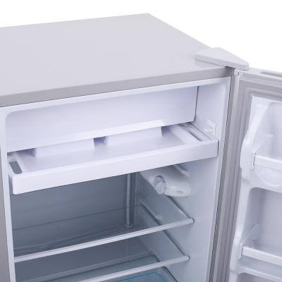 China Refrigerador de carro com compressor de 90L com ecrã digital e controle de temperatura à venda