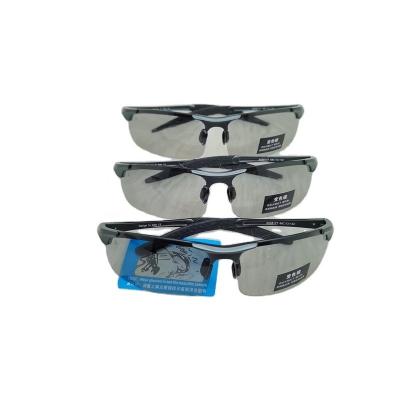 China New all-aluminum UV400 magnesium sports anti climbing day and night dual function polarized color night vision changing glasses driving sungla for sale