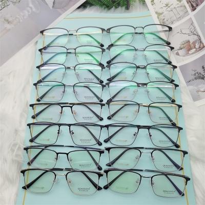 China Reading Game Working New Design High Quality Men's Business Optical Glasses Ultra Light Up Nonmagnetic Titanium Frame for sale