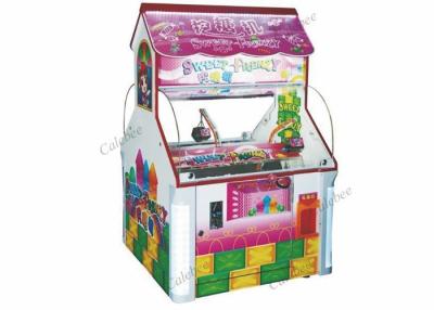 China Sweet Frenzy Candy Toy Claw Crane Game Machines , Children Coin Operated Gift Machine for sale