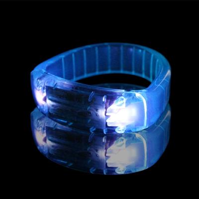 China Fast Flash LED Flashing Light Party Wholesale Shenzhen Cool Bracelet for sale