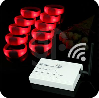 China 2022 outdoor new design radio control led light bracelets remote control for concerts and party for sale